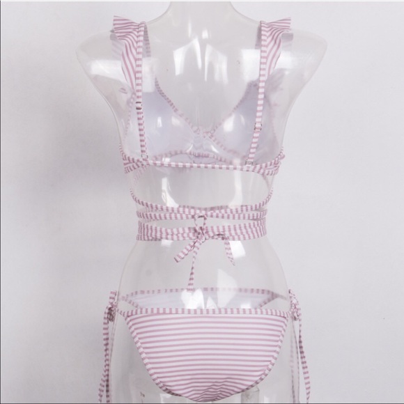 Striped bikini - Picture 4 of 6